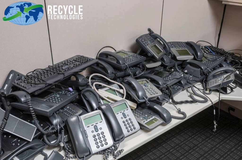 What to Do with Old Phones? Recycle it (old phone)?